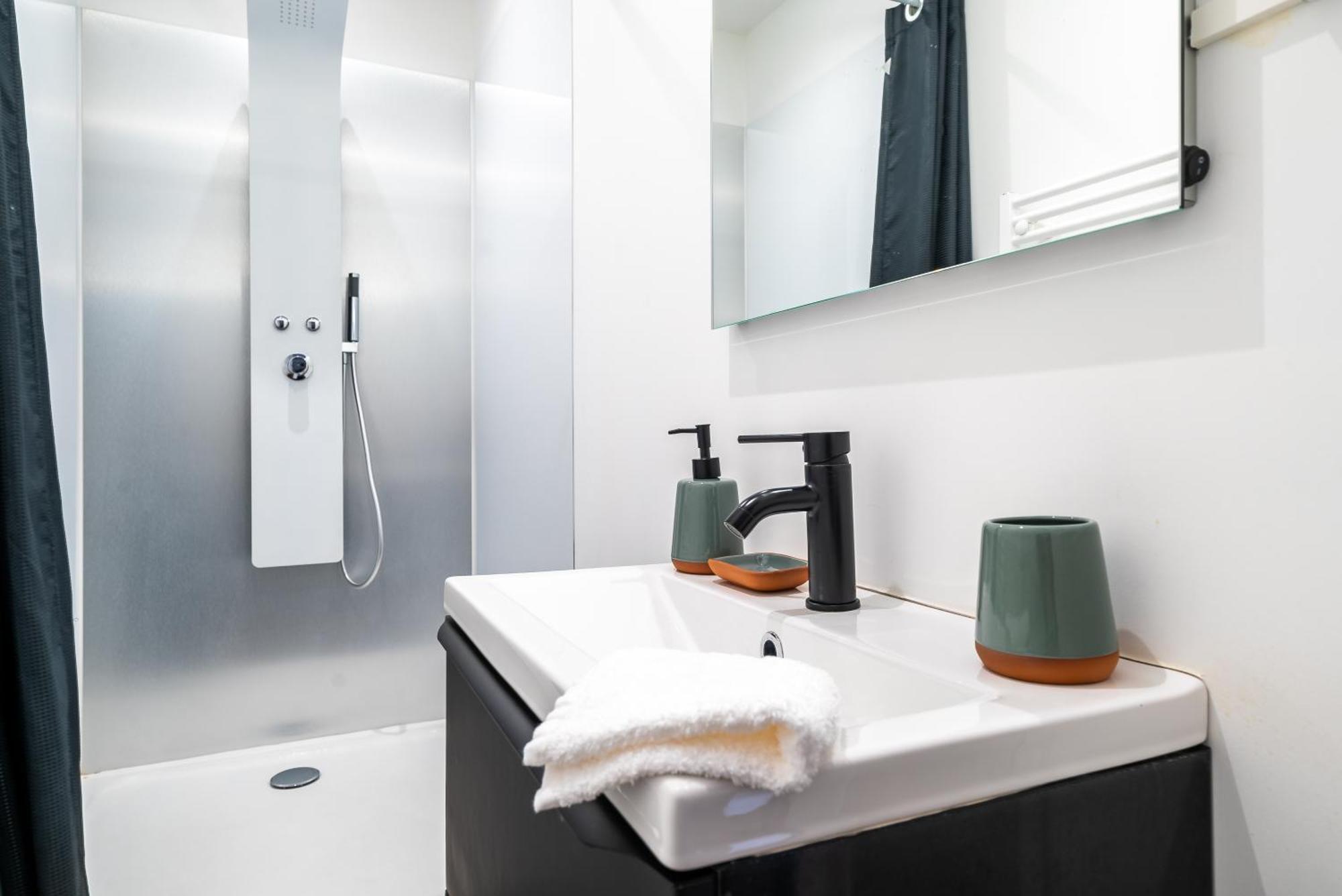 Mon Appart'Hotel - Gare De Limoges - Appartement Familial - Parking En Supp Экстерьер фото